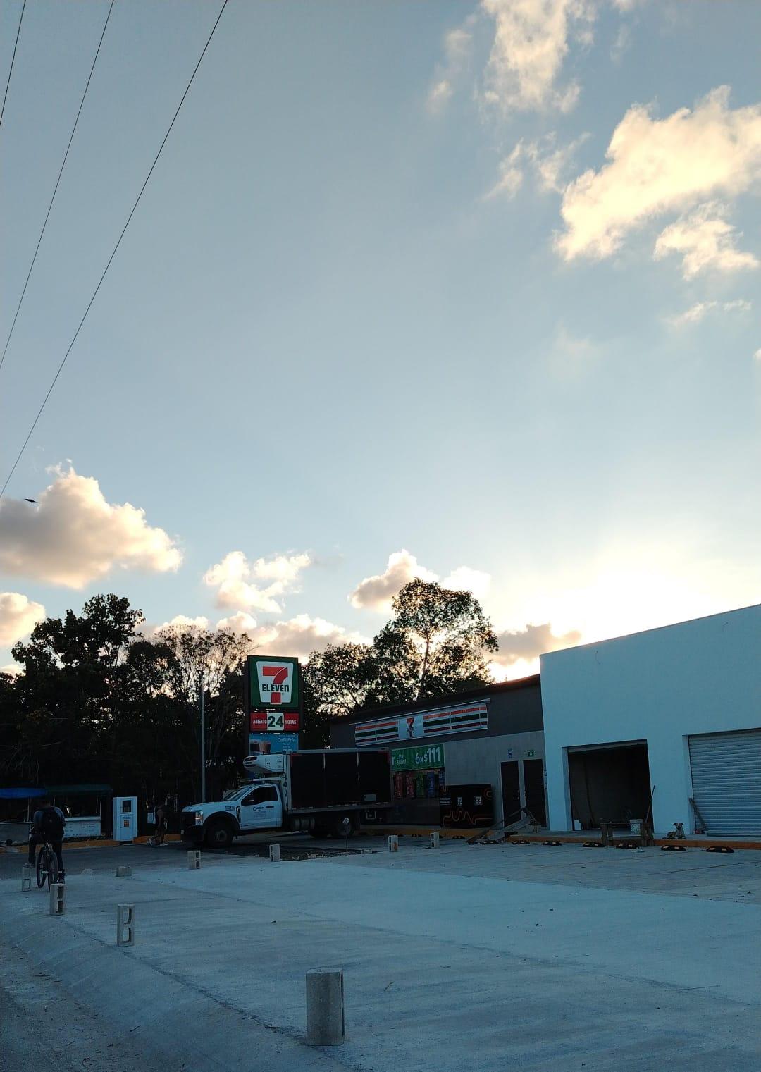 TERRENO DE USO MIXTO PARA DESARROLLO,BODEGA, ENCIERRO EN ZON NORTE DE CANCUN