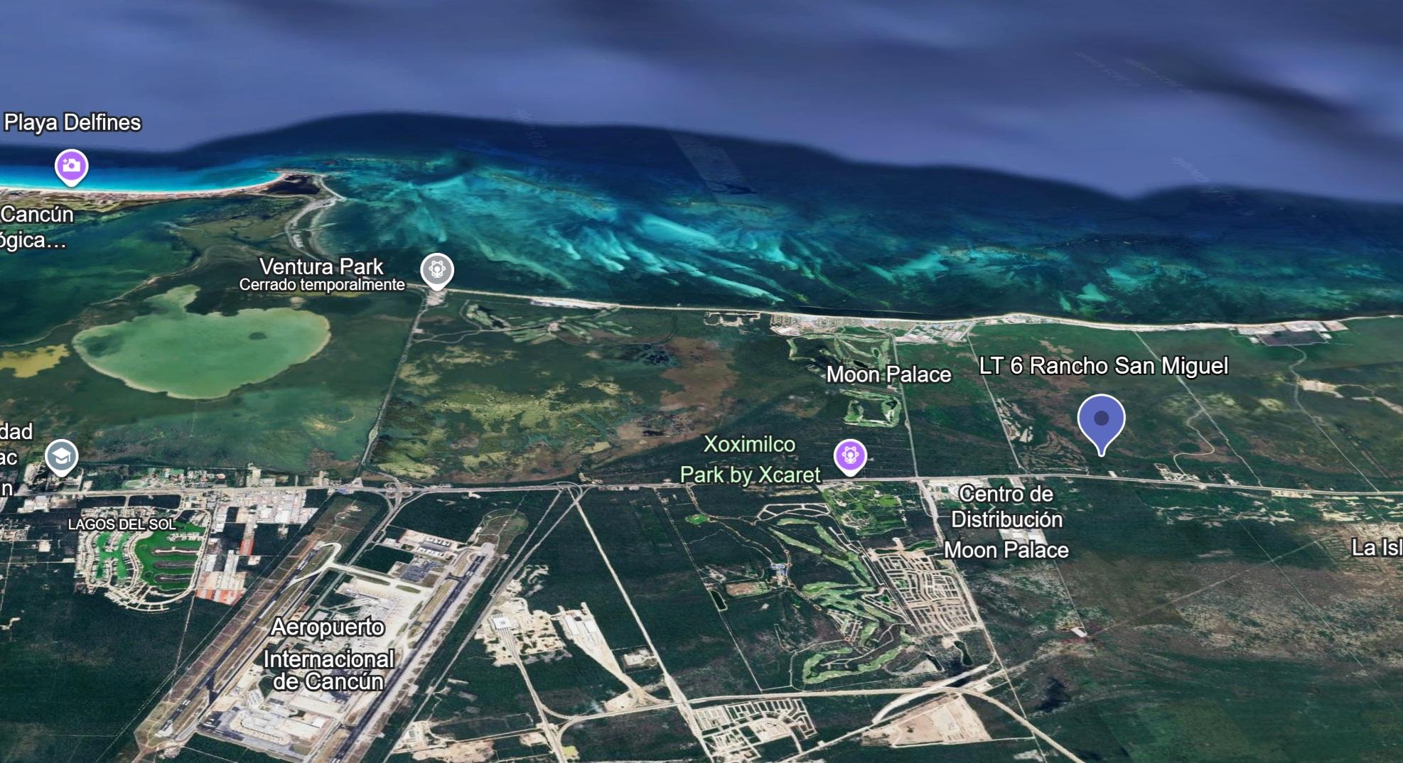 Venta de Terreno Comercial sobre Carretera Cerca del Moon Palace