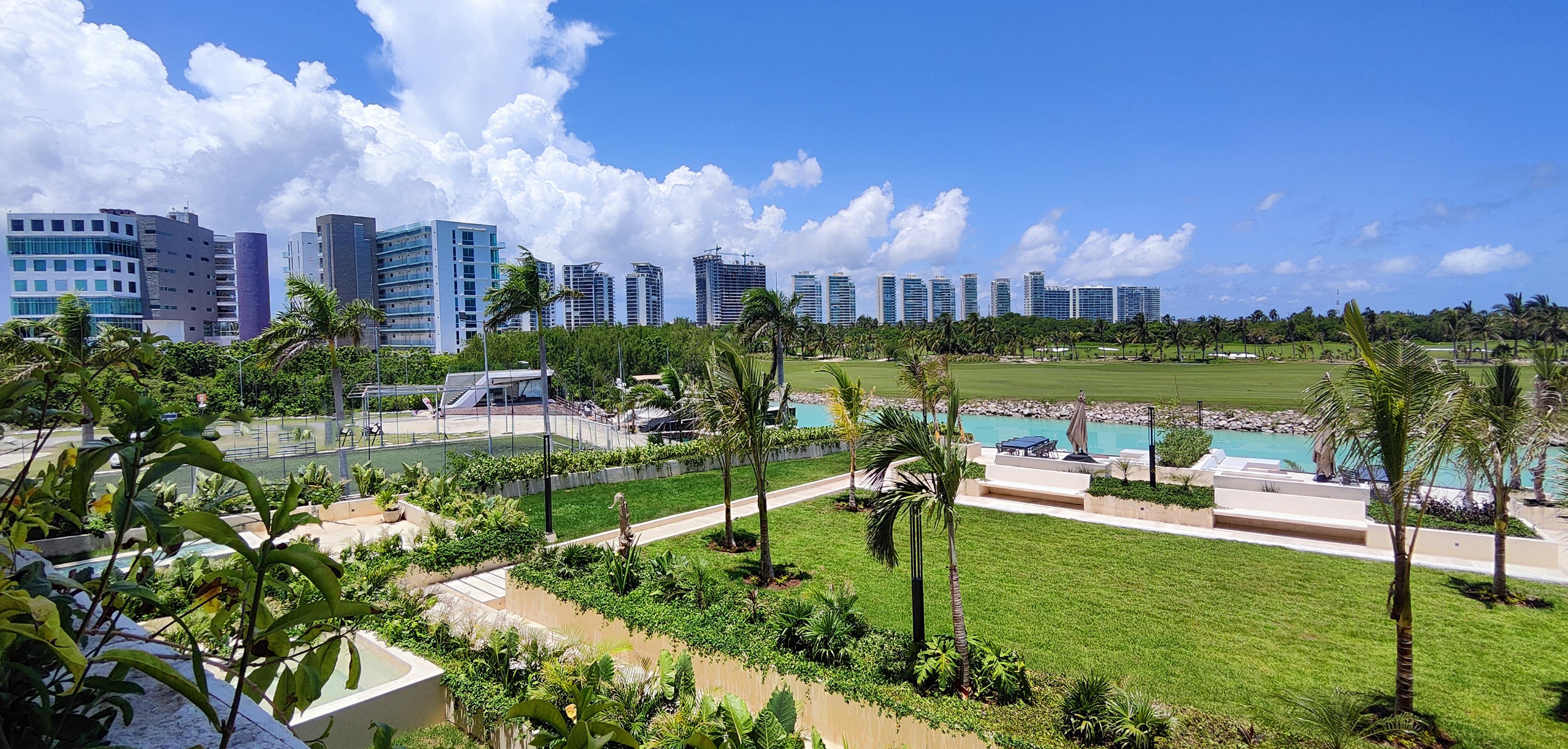 Departamento en Puerto Cancún de 4 recámaras
