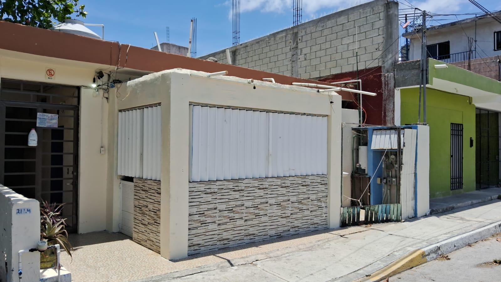 5 cuartos 1 local comercial a 1.5 km de Playa Esmeralda, Playa del Carmen!