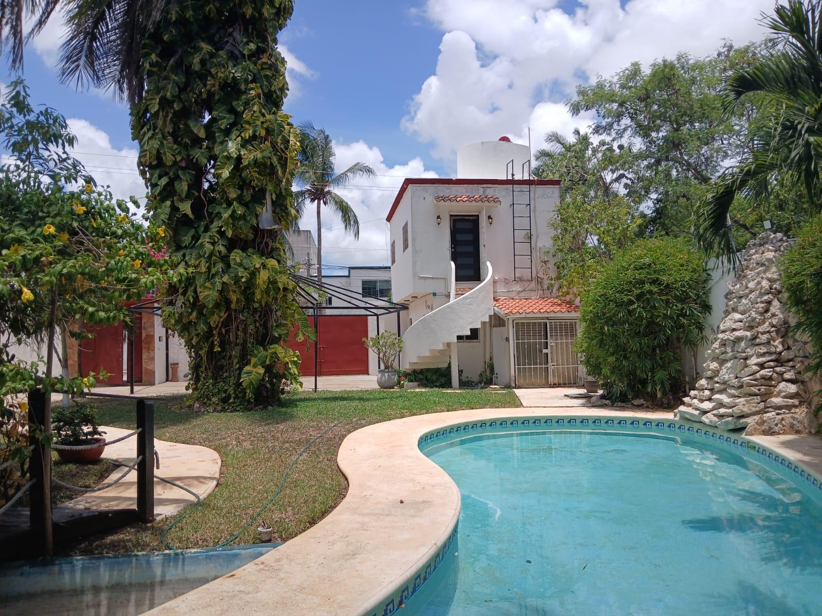 Inmueble mixto en Alamos II, Cancún