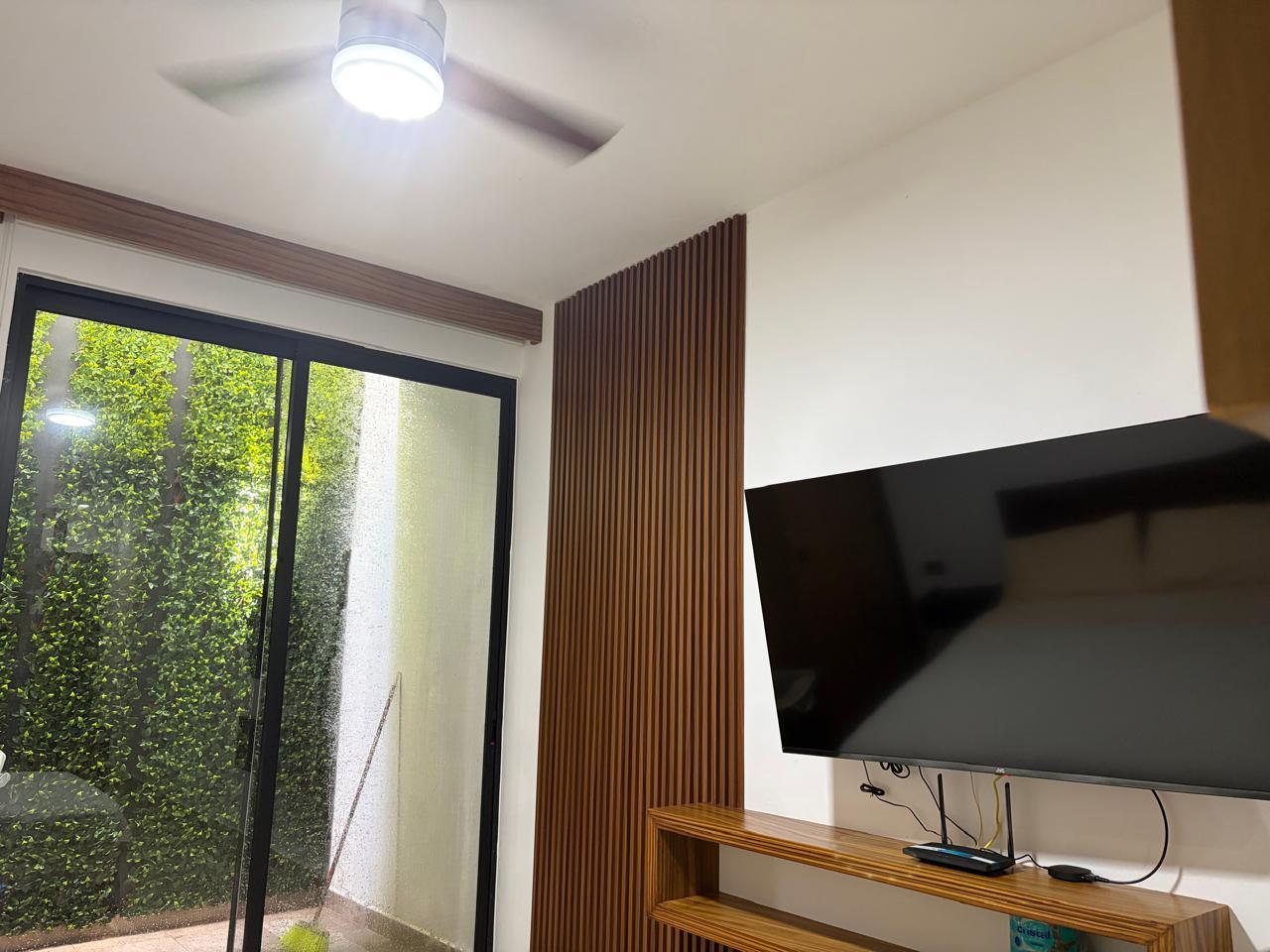 Rento estudio en PB a 1 km del muelle Av.Constituyentes Playa del Carmen